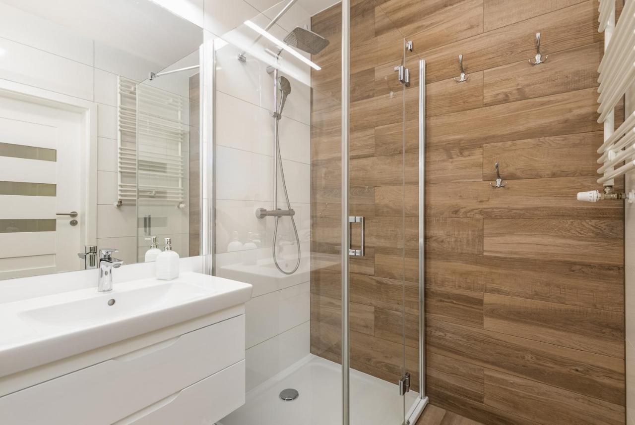 Luxurious Apartment Nadmorskie Tarasy Kolobrzeg By Renters Prestige Экстерьер фото