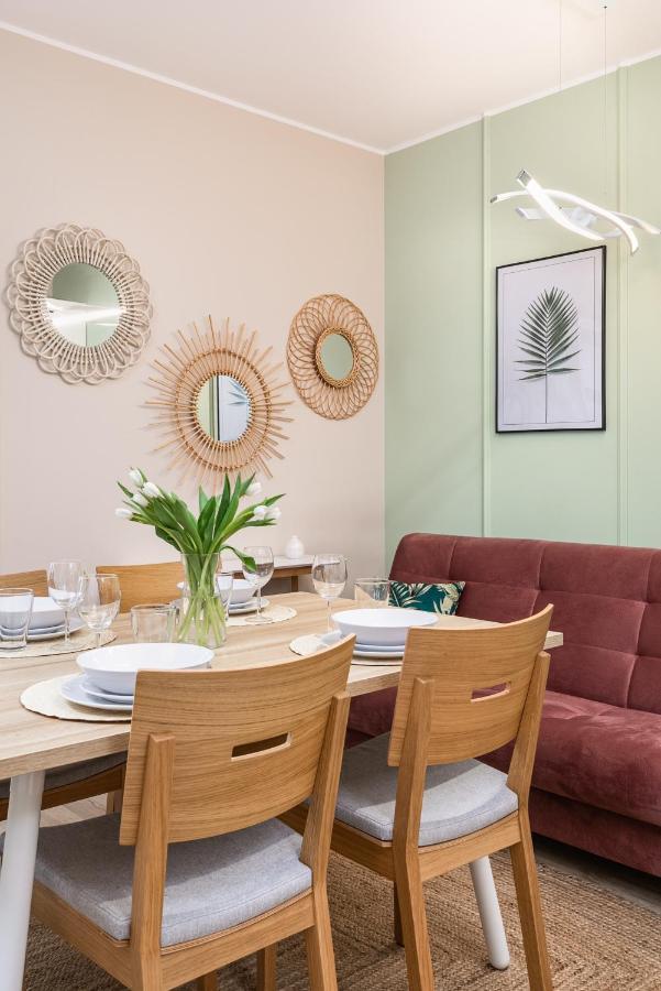 Luxurious Apartment Nadmorskie Tarasy Kolobrzeg By Renters Prestige Экстерьер фото
