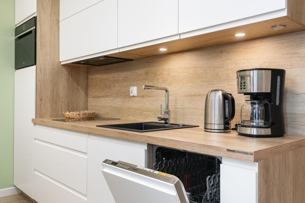 Luxurious Apartment Nadmorskie Tarasy Kolobrzeg By Renters Prestige Экстерьер фото