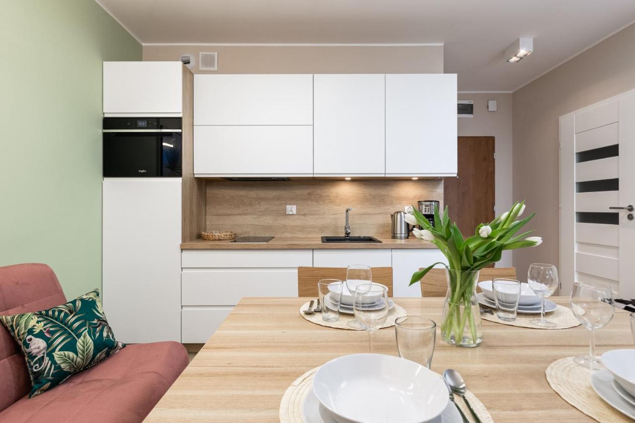 Luxurious Apartment Nadmorskie Tarasy Kolobrzeg By Renters Prestige Экстерьер фото